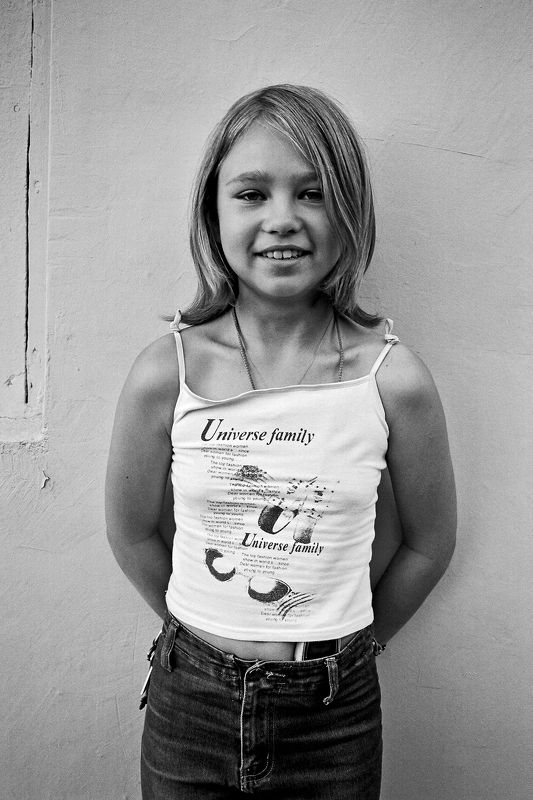 дети, портрет, взгляд, апатиты, чб Новое поколение. 2005photo preview