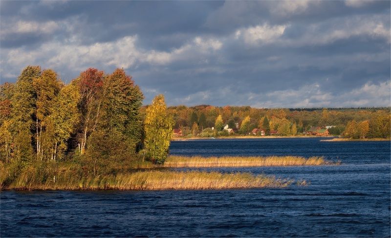 карелия, озеро, онежское, осень, сентябрь, берега, вода, облака Онежская осеньphoto preview