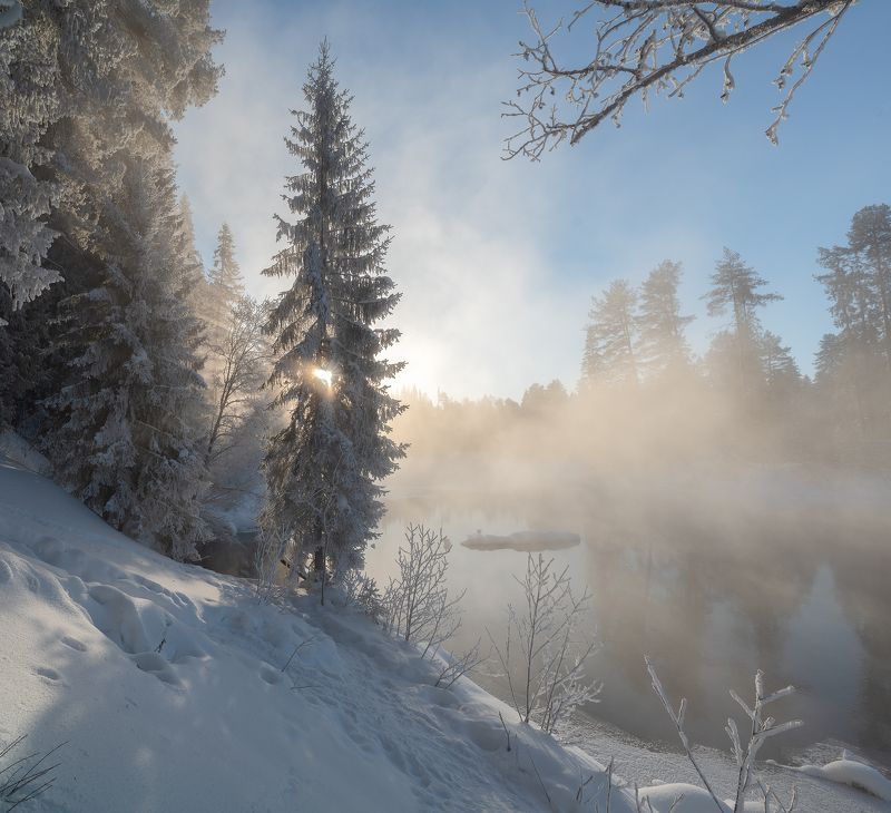 В белоснежном царстве теплого оезраphoto preview