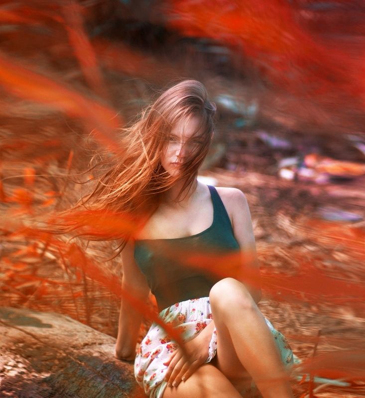 девушка, красивая, на природе, фигура, цвет, свет, портрет Маринаphoto preview