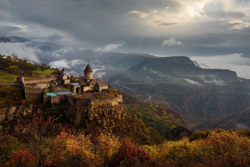 кавказ, горы, осень, армения, armenia, осень в горах, татев, tatev, утро, рассвет, архитектура, храм, monastery, монастырь Татевphoto preview