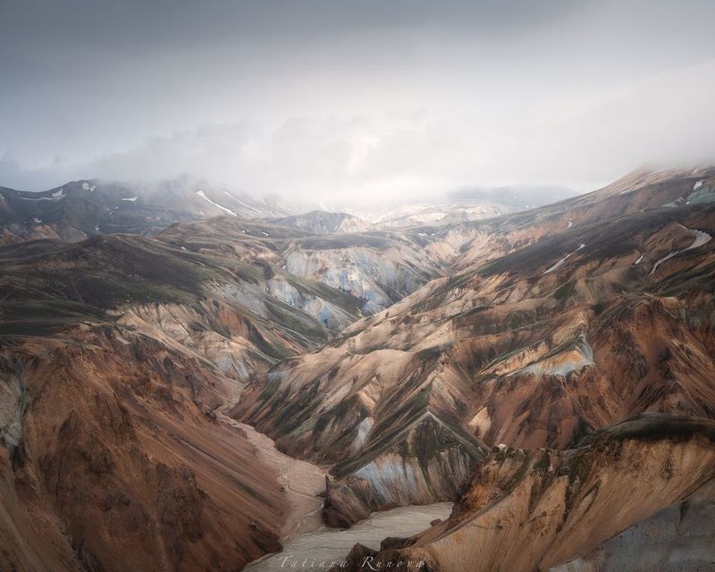 Цветные горы Исландии фото превью