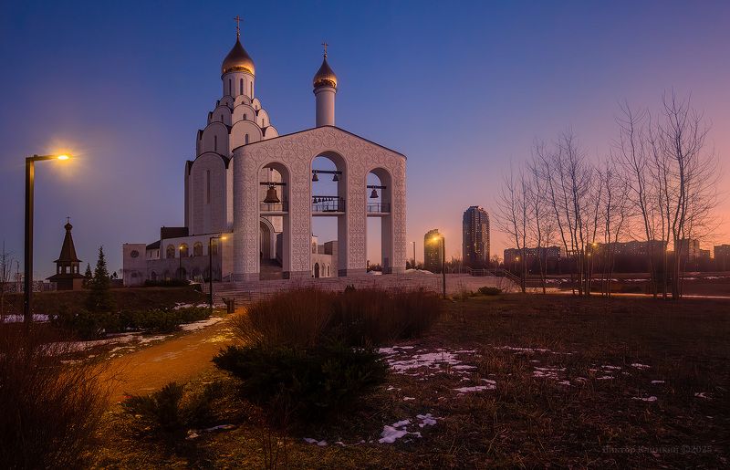 москва, вечер, зима, крещение, владимирский храм, звонница Крещенский вечерphoto preview