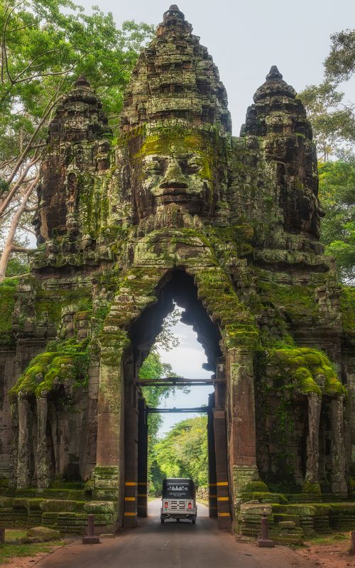 камбоджа, азия, джунгли, ангкор, ангкор ват, ангкор том, сием рип, ворота, храм, cambodia, asia, angkor, angkor wat, angkor thom, siem reap, gate, ruins, temple Северные ворота «Ангкор Тома» / Angkor Thom North Gate фото превью