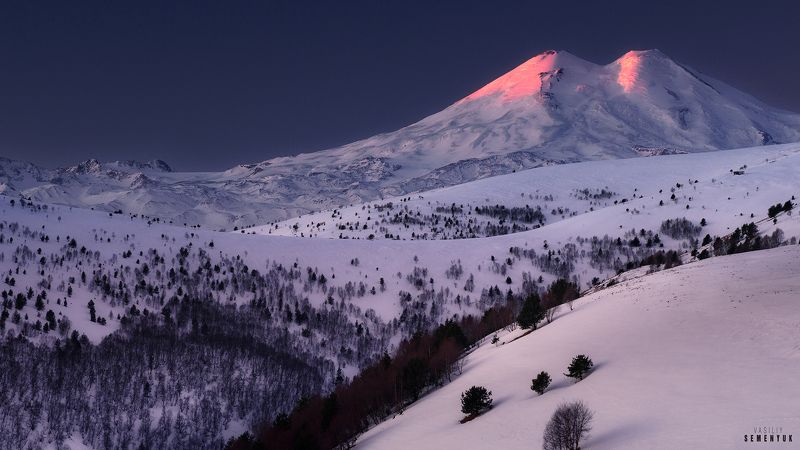 Эльбрус зимним утром.photo preview