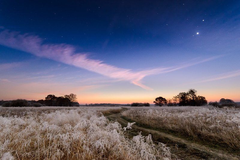 Про октябрьский инейphoto preview