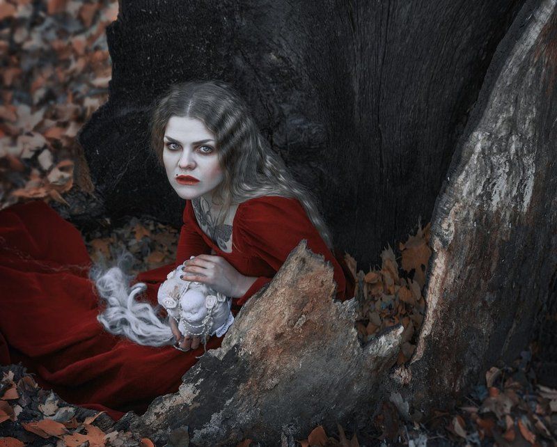 ведьма, портрет Ведьмаphoto preview