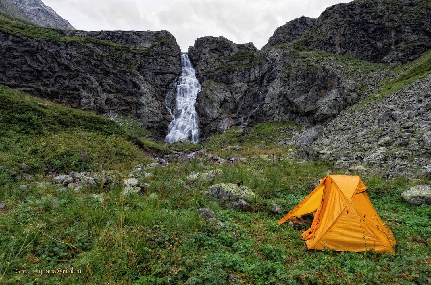 Имеретинка водопад горы скалы палатка, Сергей Павлов