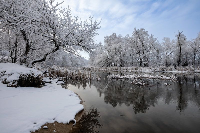 Лесная река в январеphoto preview