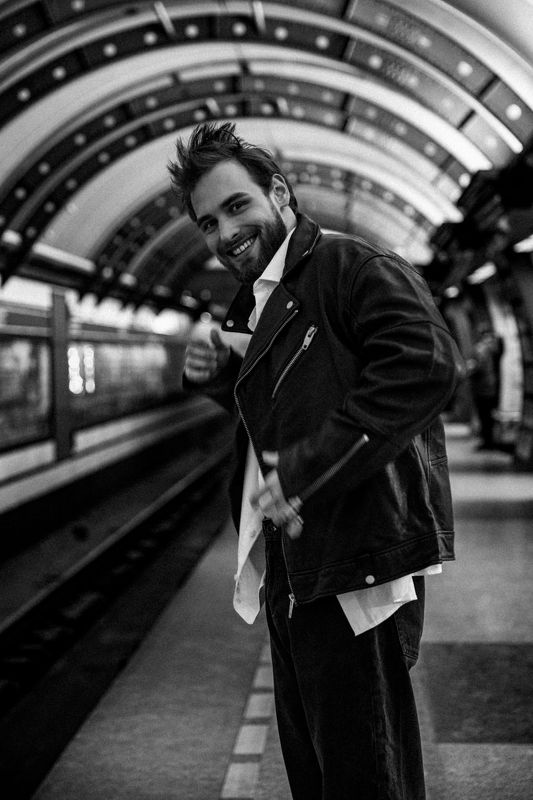 Прогулка в метроphoto preview