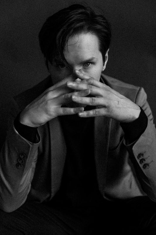 Глубина взглядаphoto preview