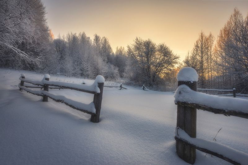 Закат у старой околицыphoto preview