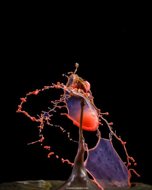 #color_image #color #drop #liqiud #macro #water #macrophoto #milk #red Red dropphoto preview