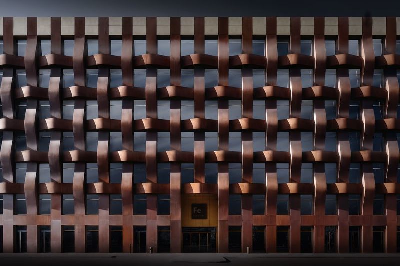 fineart, файнарт, архитектура, город, городскойпейзаж, отражения, окна Бизнес-центр Ferrumphoto preview