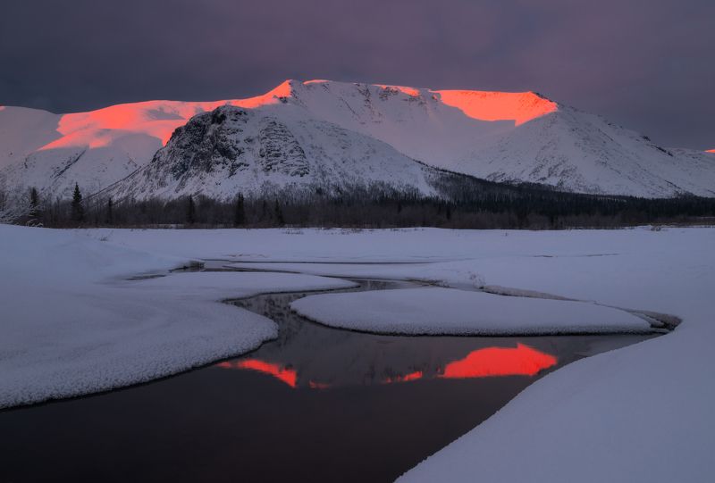 На рассветеphoto preview