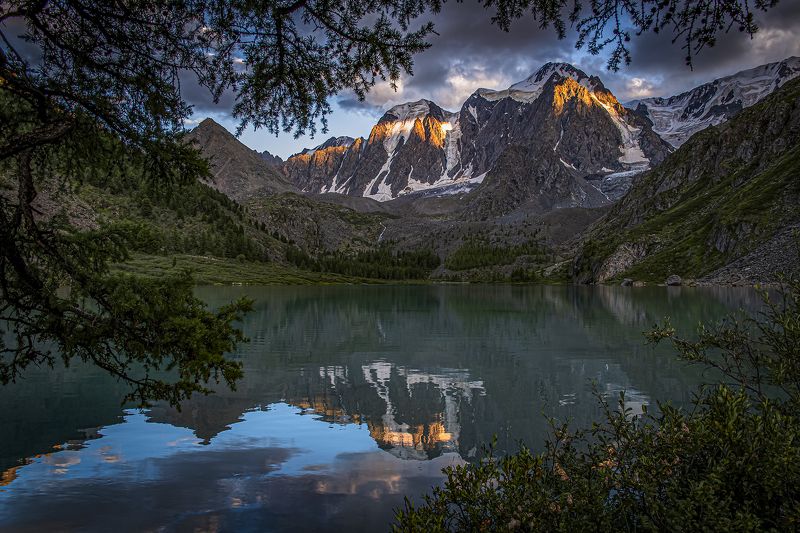 алтай, шавло, горы, озера Верхнешавлинское озеро.photo preview
