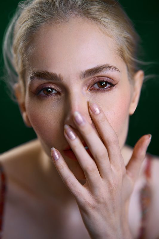 #portrait #Fineart#studioshot #dramaticportrait  Untitled photo preview