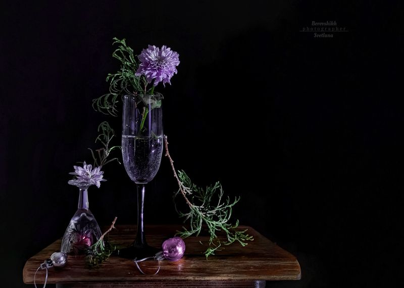 натюрморт, низкий ключ, darkphoto, ваза, цветы, фото на телефон Как же хочется Весны!photo preview