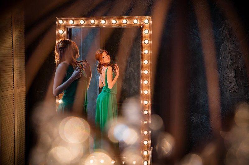 портрет, женский портрет, зеркало Зеркалоphoto preview