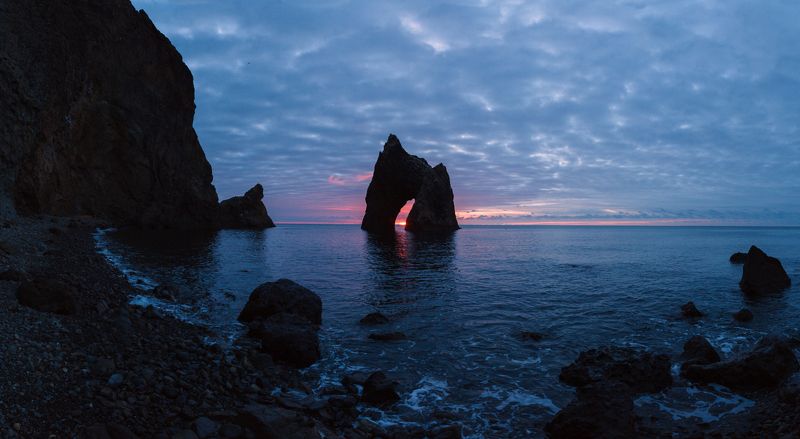 Восход в Золотых Воротахphoto preview