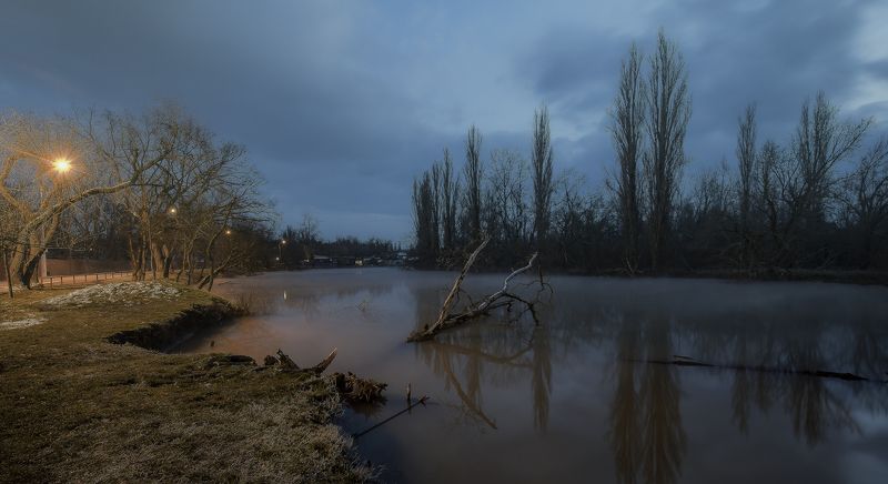 Вечером в паркеphoto preview