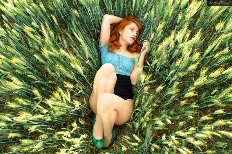 art photo, carolinemadison, field, nature, redhead, romantic A dreamphoto preview