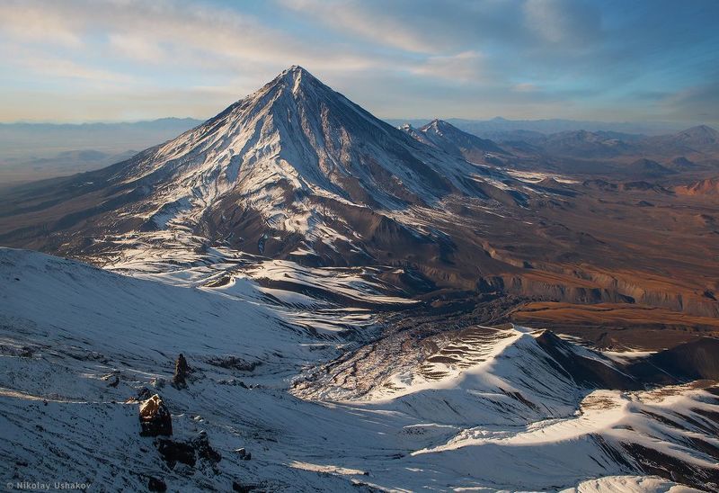 Камчатка, вулканы за переваломphoto preview
