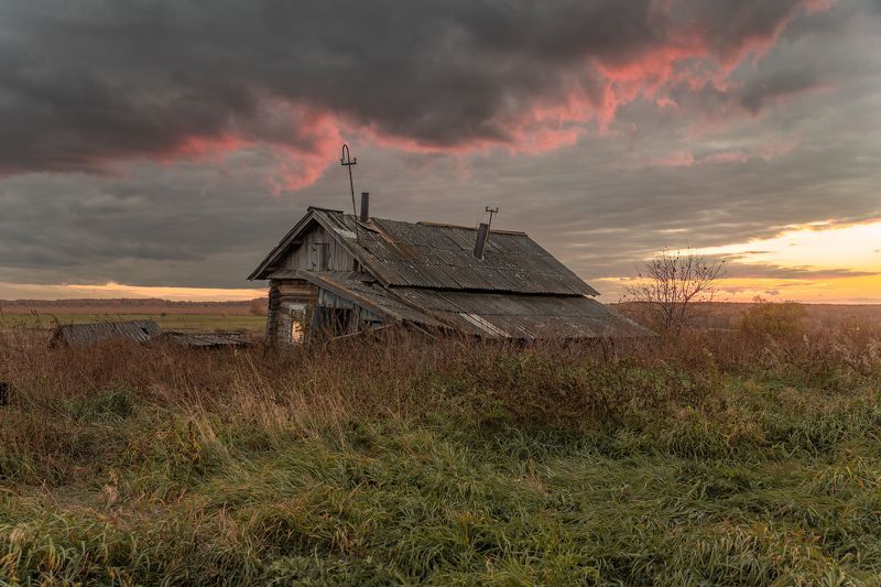 На окраинеphoto preview