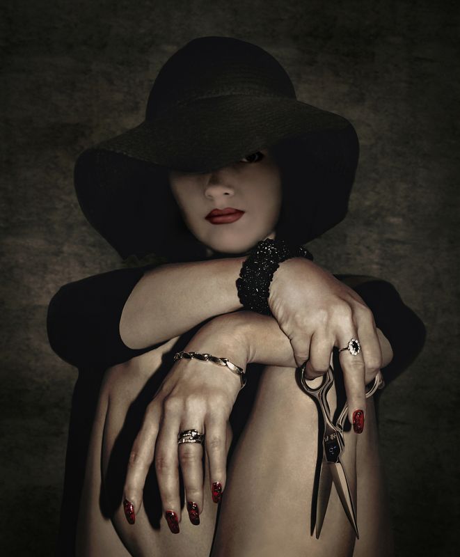 Женщина-вампphoto preview