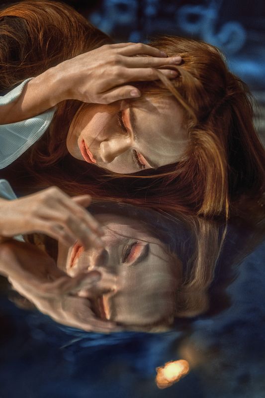 Игра с отражением фото превью