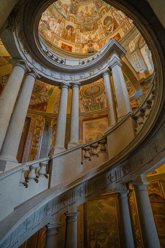 Басовый ключ, Капрарола, Италияphoto preview