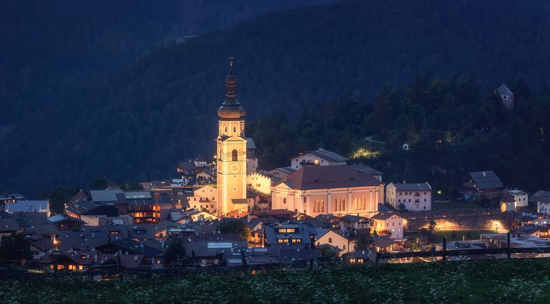 Dolomites, South Tyrol, mountains, Castelrotto Огни Castelrottophoto preview