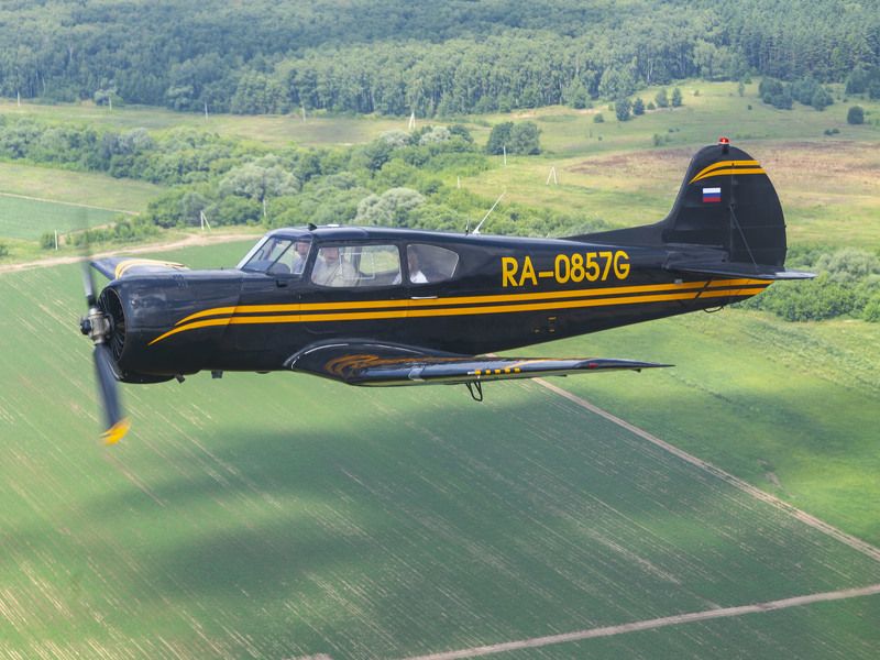 авиация Як-18Т Air to Air Як-18Тphoto preview