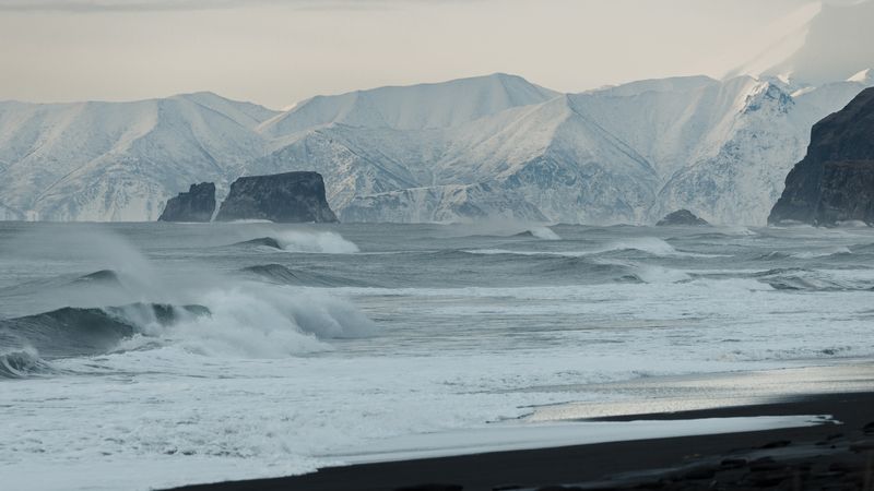 халактырский пляж, тихий океан, шторм, на берегу, камчатка Халактырский пляжphoto preview