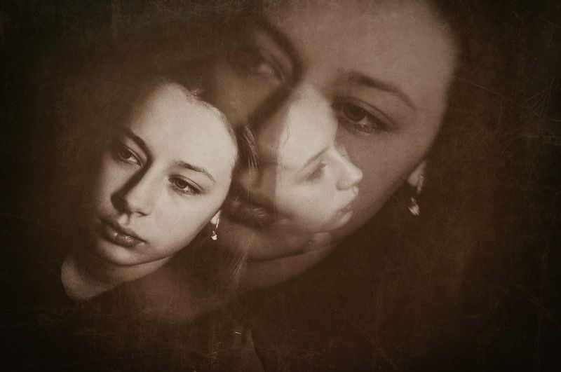 Как будто смотришь из окна и ждёшь ответа...  photo preview