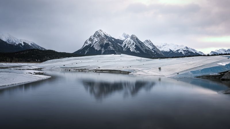 rockymountain,abrahamlake,water,ice,winter Abraham Lakephoto preview