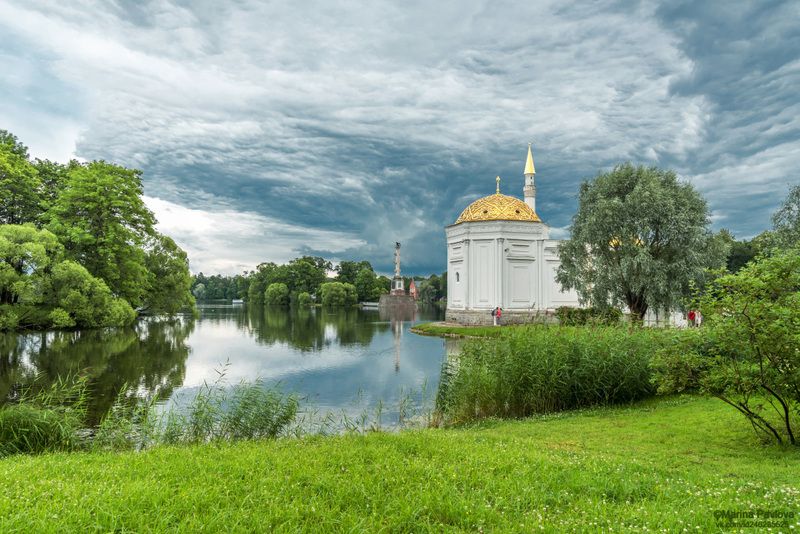 город, архитектура, городской пейзаж, екатерининский парк, большой пруд, город пушкин, царское село, пригороды санкт- петербурга, пейзажный парк Пасмурным летним днём в Екатерининском паркеphoto preview