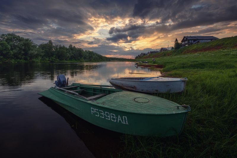 Ночь на реке Чернотропов... фото превью