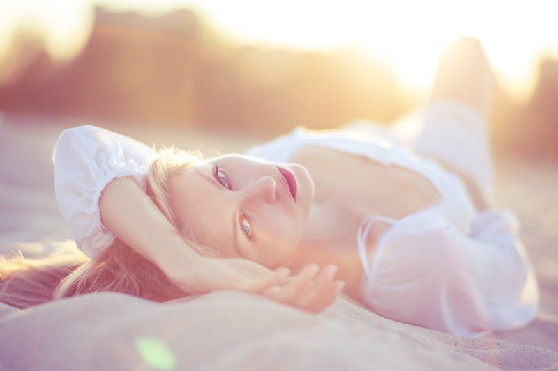 на песке фото превью