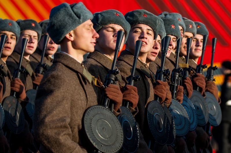 солдат, марш, 7 ноября Марш 7 ноябряphoto preview