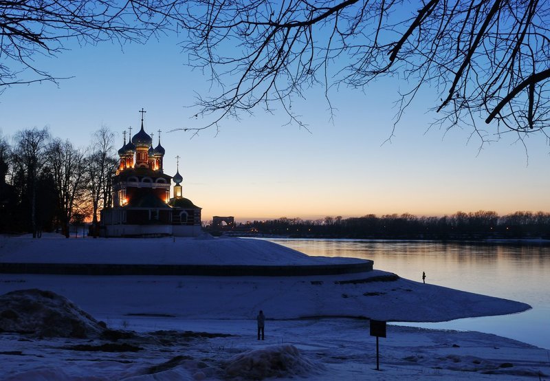 Углич. Март.photo preview