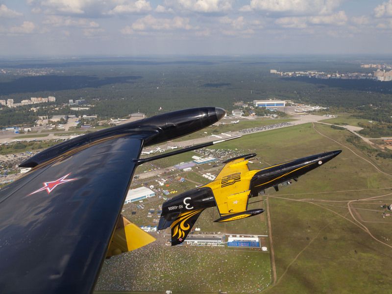 авиация, пилотажная группа русь, air to air, авиасалон Зеркальный полетphoto preview