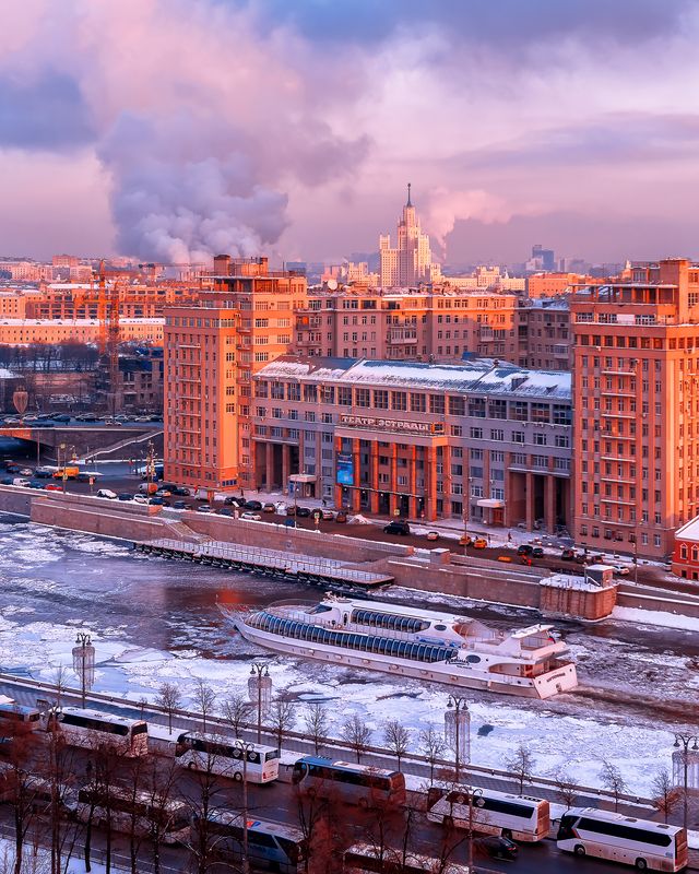 флотилия radisson, смотровая ххс, москва, городской пейзаж, зима, moscow, winter Вид со смотровой Храма Христа Спасителя (архив)photo preview