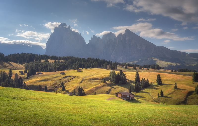 Alpe di Siusi, Dolomites, South Tyrol, mountains Знойное утроphoto preview