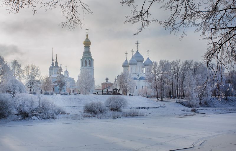 вологда, зима, иней, река, храм, церковь Седая Вологда фото превью