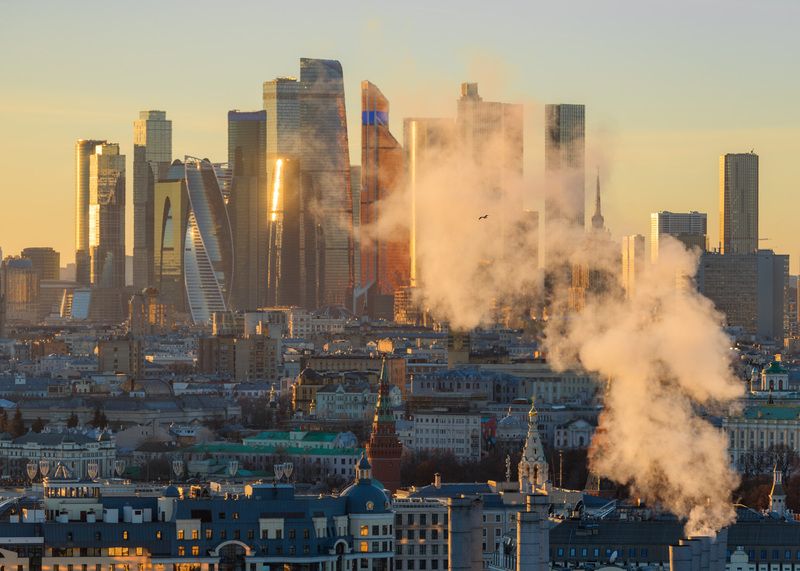 moscow  Тёплый закат в холодный январский деньphoto preview