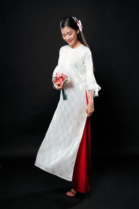 ao dai, vietnam, quantranphoto Girl in Vietnamese Ao Daiphoto preview