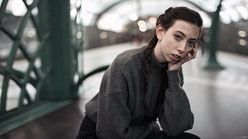 portrait girl beauty eyes russian nikon woman art sexy movie femme mood daylight natural light inspiration cinematic popular fineart post-processing portrait photography  Yanaphoto preview