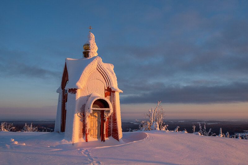 зима, вечер, закат, пейзаж, храм, церковь, часовня, Уединениеphoto preview