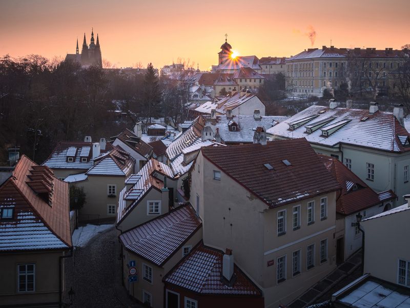 prague,praha,old town,city,snow,winter,czechia,sunrise,olympus Sunrise in the old townphoto preview